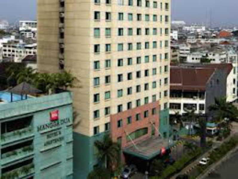 Отель Ibis Mangga Dua Джакарта Экстерьер фото